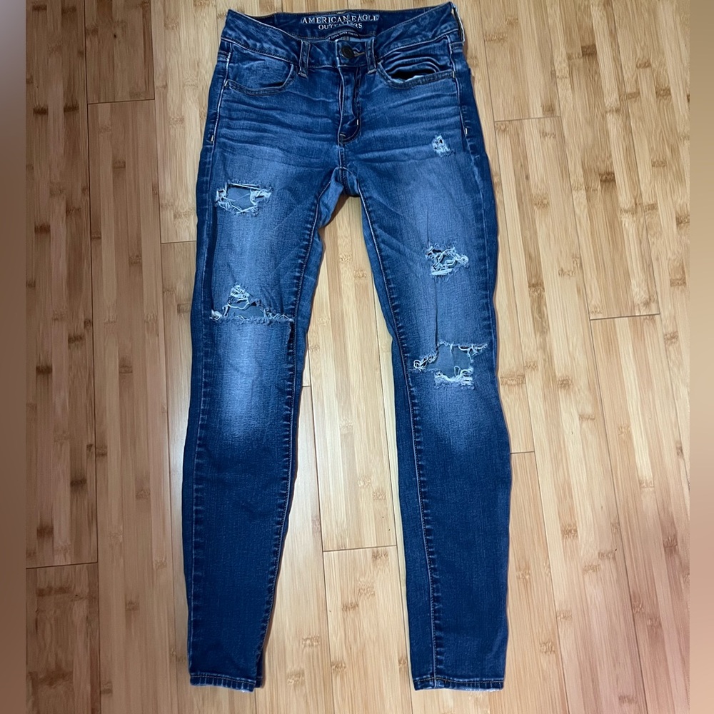 American Eagle Distressed Jeggings